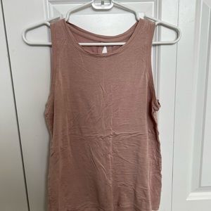 Halogen tank top
